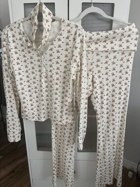 Always Cream Teddy Bear Print Two-Piece Pajama Set